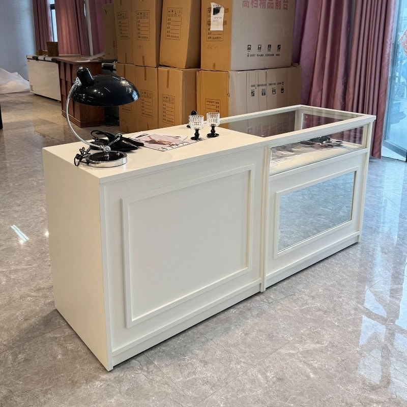 Clothing Store Checkout Page P - Furniture Hardware Stores recensione e prezzo
