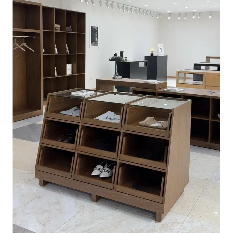 Children's Clothing Store Naka - Furniture Hardware Stores recensione e prezzo