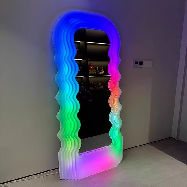 Ins Wave Full Body Mirror Mode - Furniture Hardware Stores recensione e prezzo